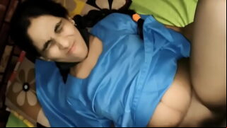 Desi Teen Girl Tight Pussy Fucking First Time And Cum On Pussy Video