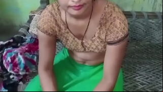 Indian Desi oral sex and fucking pussy married girl Video